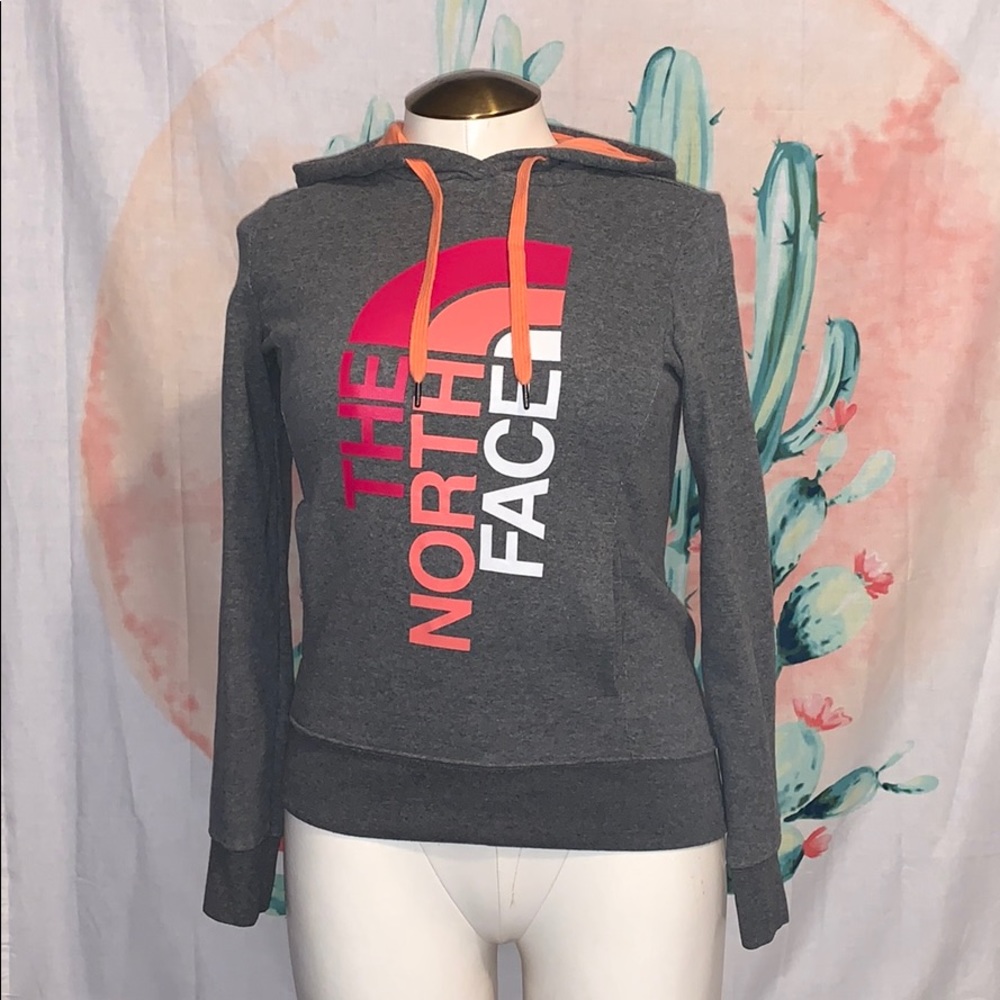 North face pull over hoodie